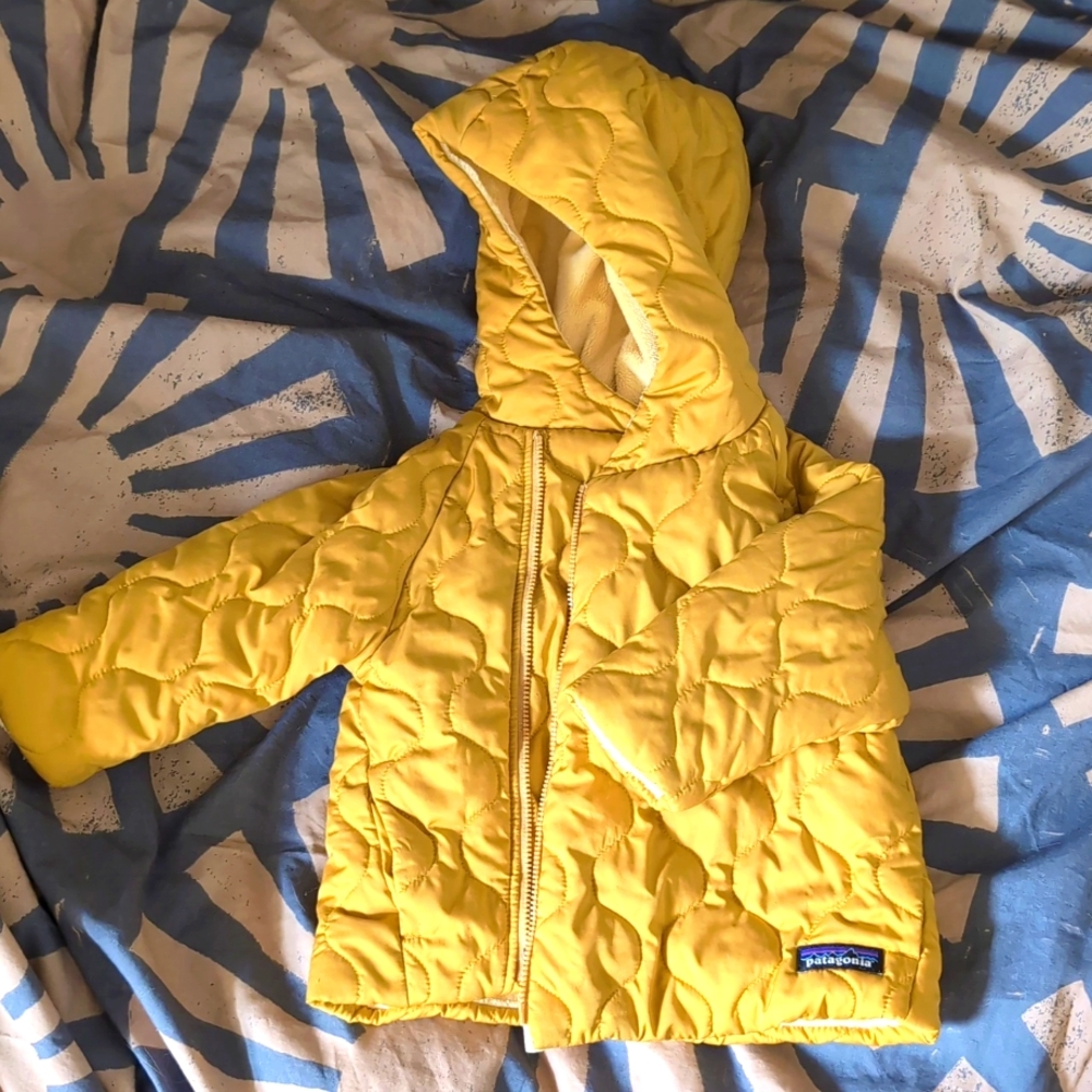 Patagonia baby quilted puff jacket, cabin gold